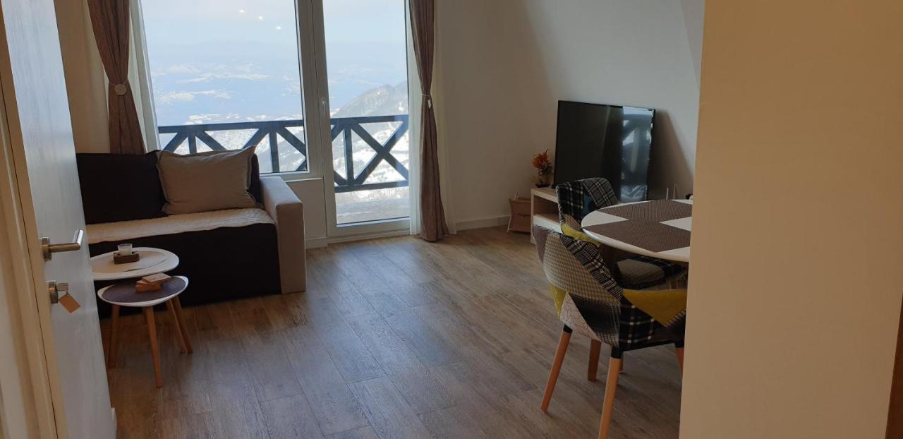 Apartman Four Seasons كوباونيك المظهر الخارجي الصورة