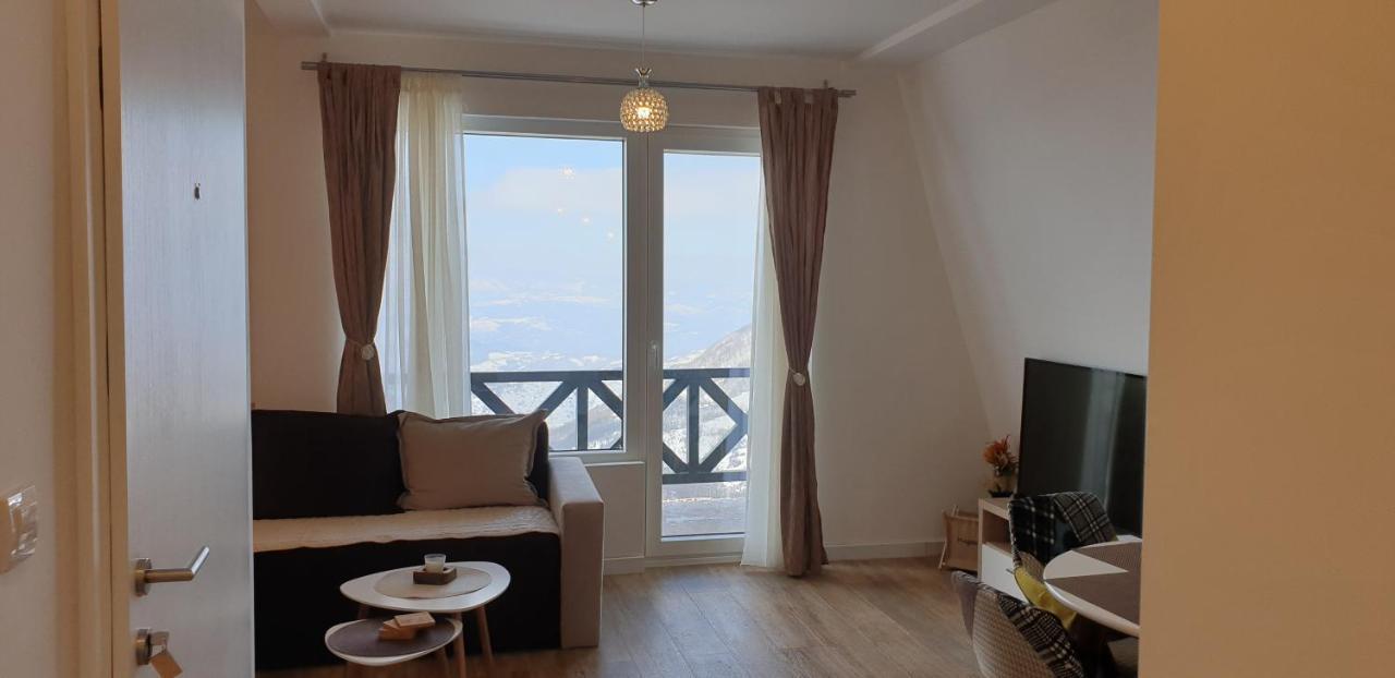 Apartman Four Seasons كوباونيك المظهر الخارجي الصورة